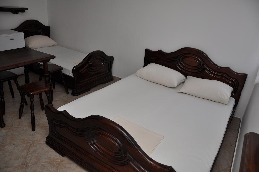 Rooms & Apartments Anka Bar Quarto foto